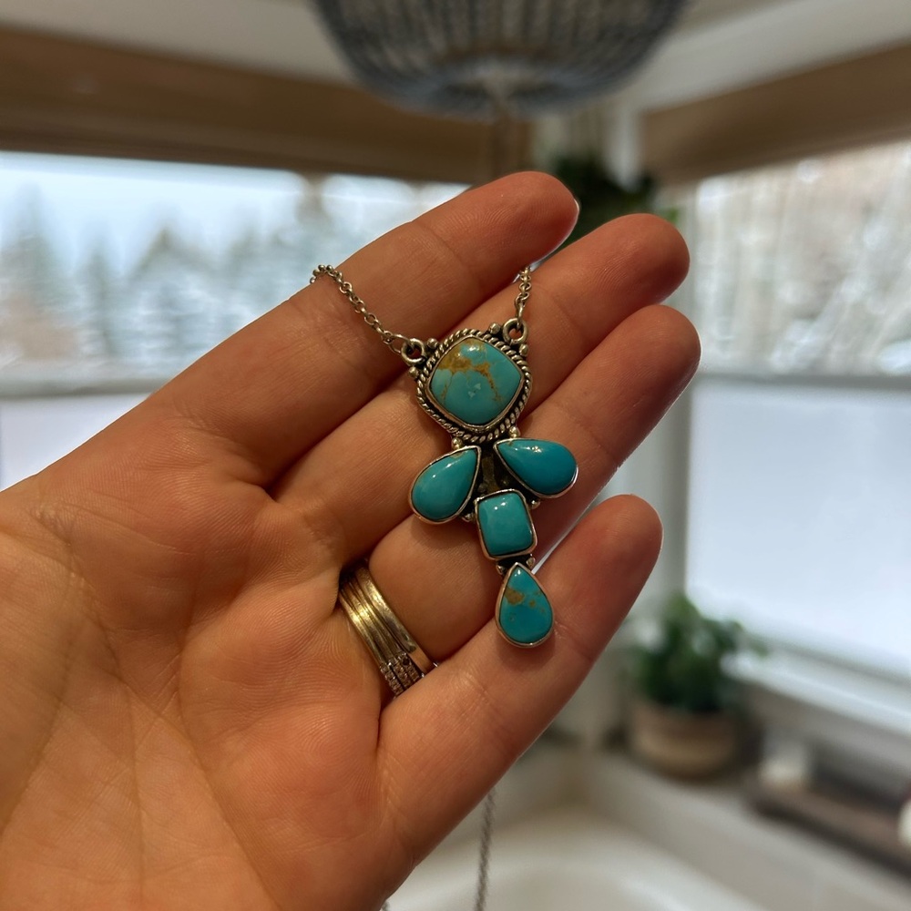 Kingman turquoise pendant necklace